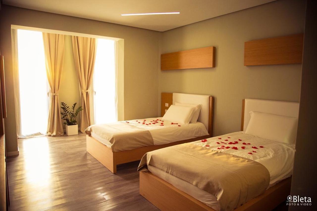 Hotel Bologna Vlore Luaran gambar