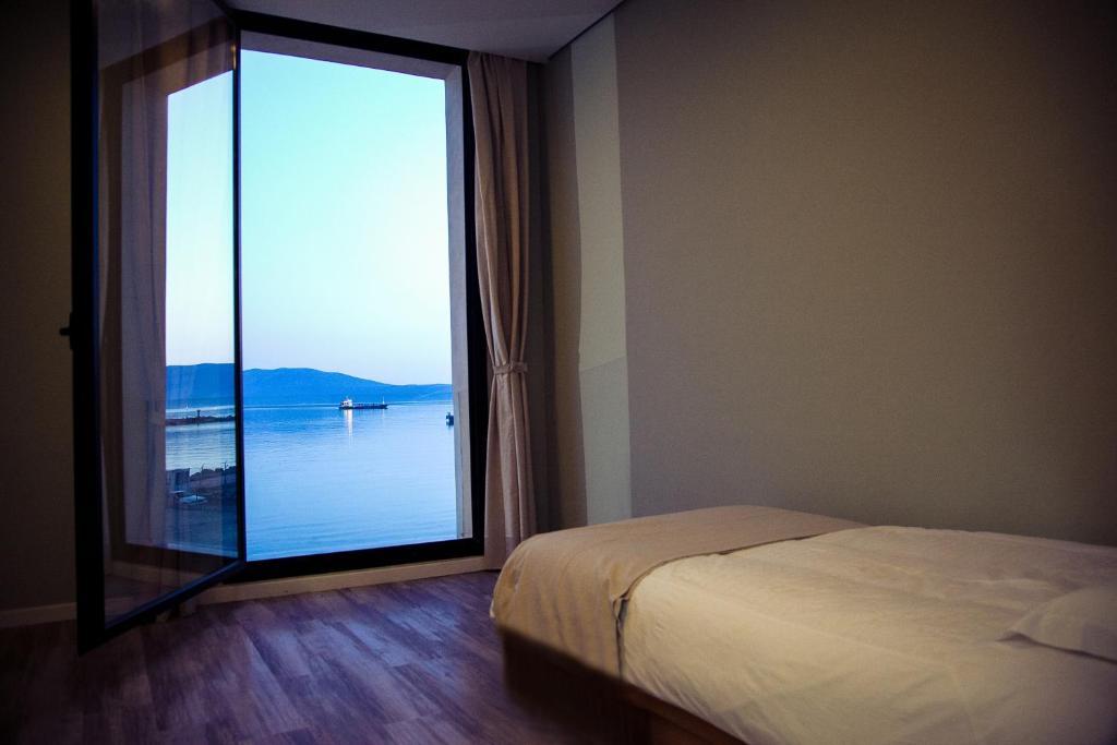 Hotel Bologna Vlore Luaran gambar