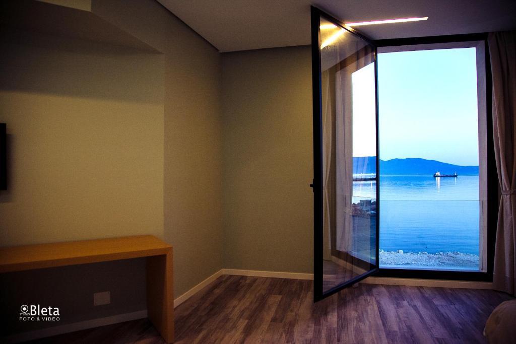 Hotel Bologna Vlore Luaran gambar
